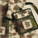 Pinecone Pot Holder Set